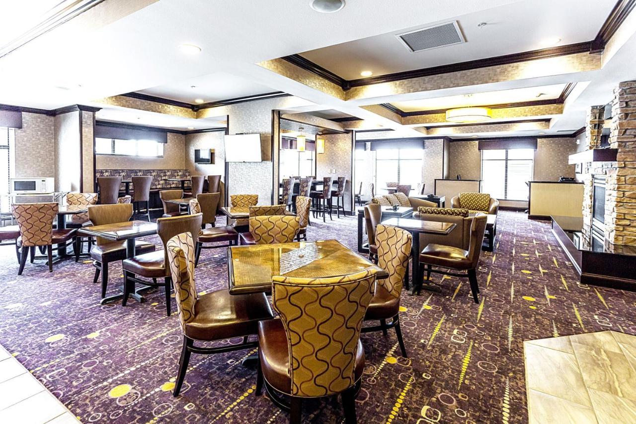 Express & By Ihg 2*